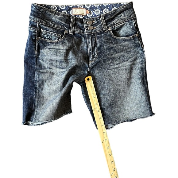 Paige Women's Hidden Hills Raw Hem High Rise Denim Jean Shorts Size 28 - Picture 13 of 13